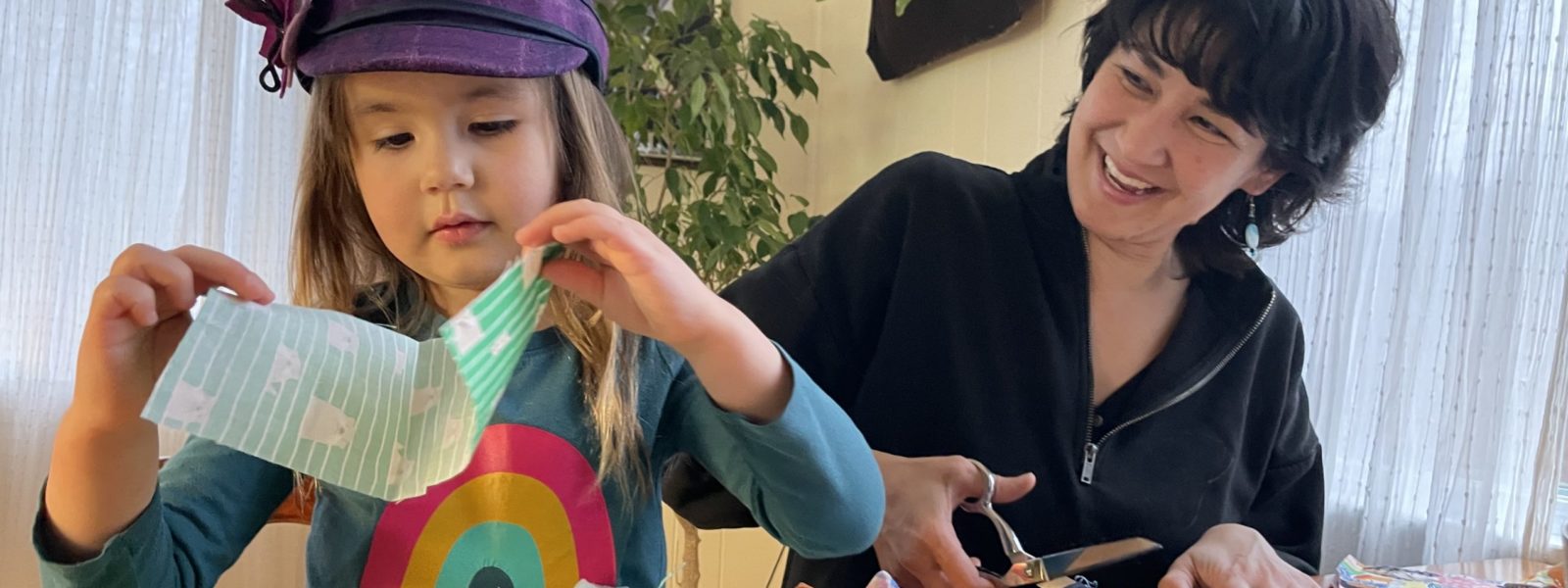 Nips and Nacks creator making cat toys with daugther