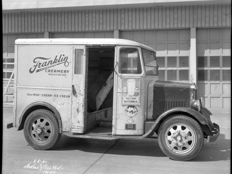 A Franklin Cooperative Creamery Association milk truck